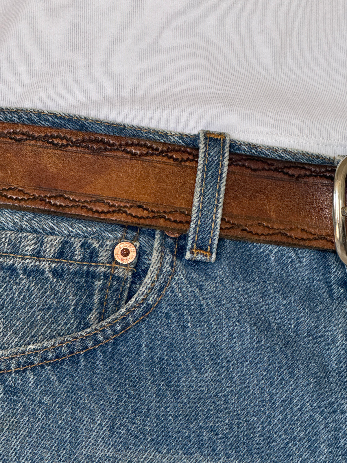 Vintage Western-Inspired Leather Belt Brown With Silver Buckle 8485