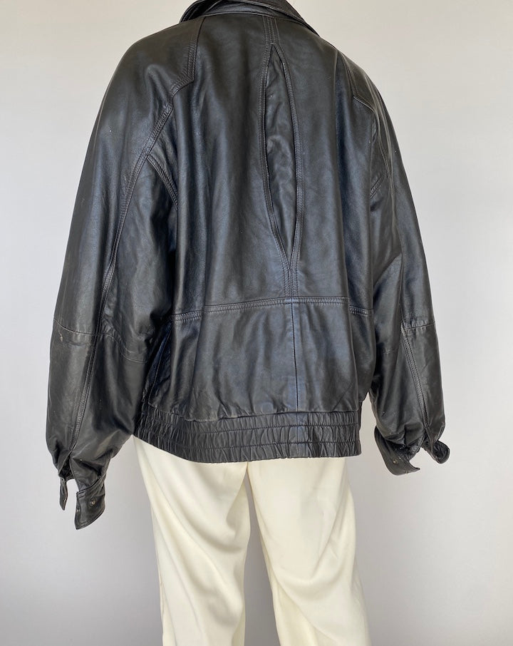 VINTAGE BLACK LEATHER JACKET 1127