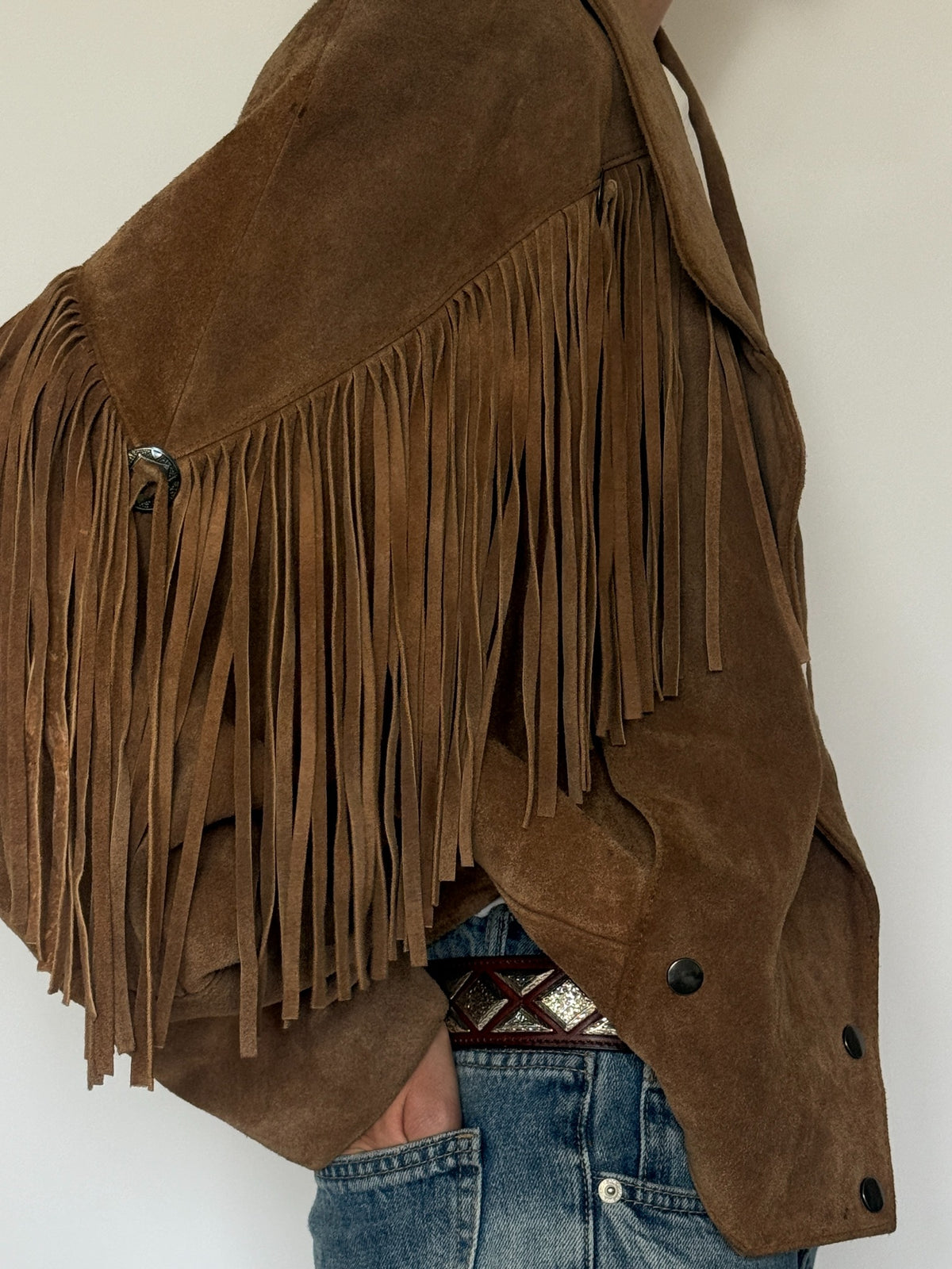 Vintage western fringe suede jacket brown front detail
