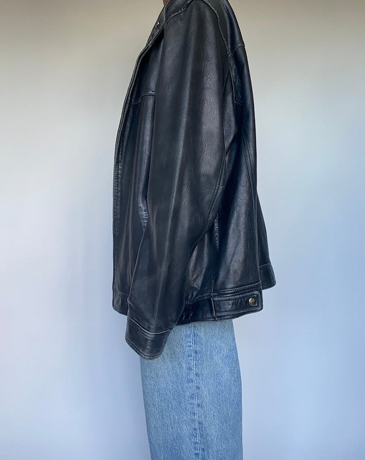 VINTAGE BLACK OVERSIZED LEATHER JACKET 3497