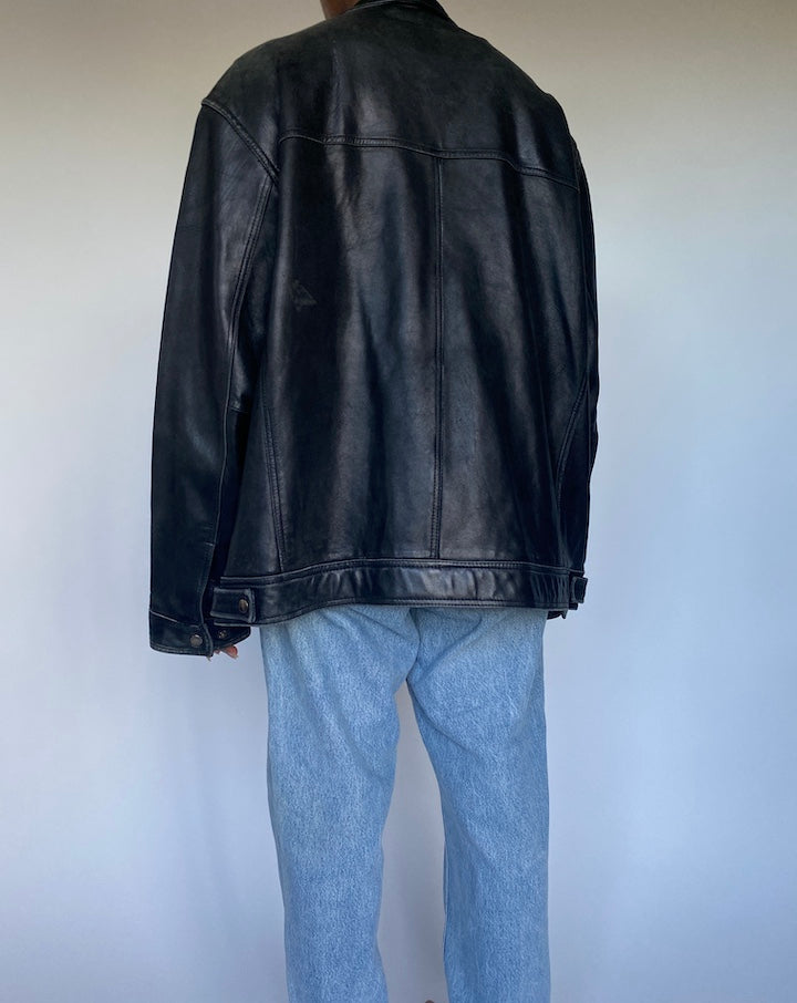 VINTAGE BLACK OVERSIZED LEATHER JACKET 3497