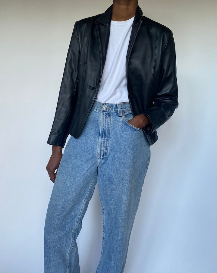 VINTAGE BLACK LEATHER JACKET 3500