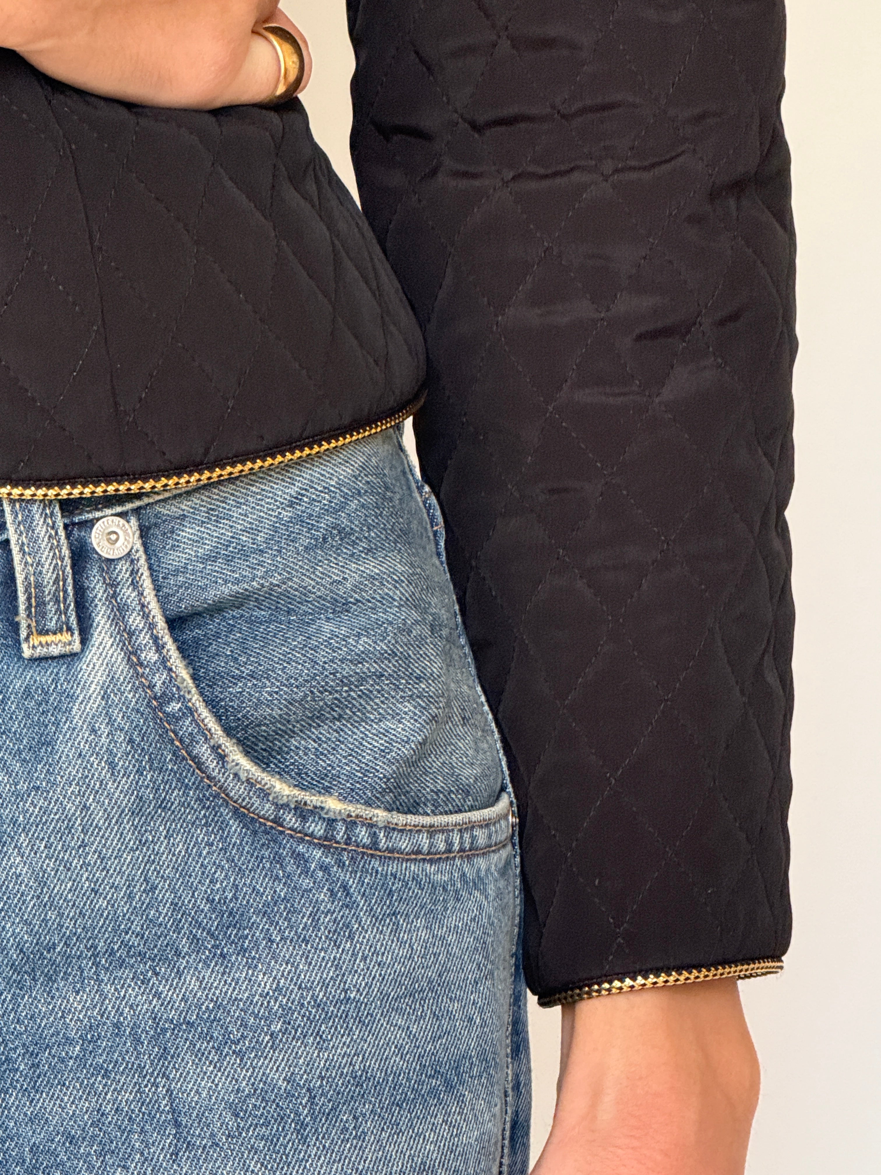Vintage Quilted Jacket with Refined Gold-Tone Details 7003