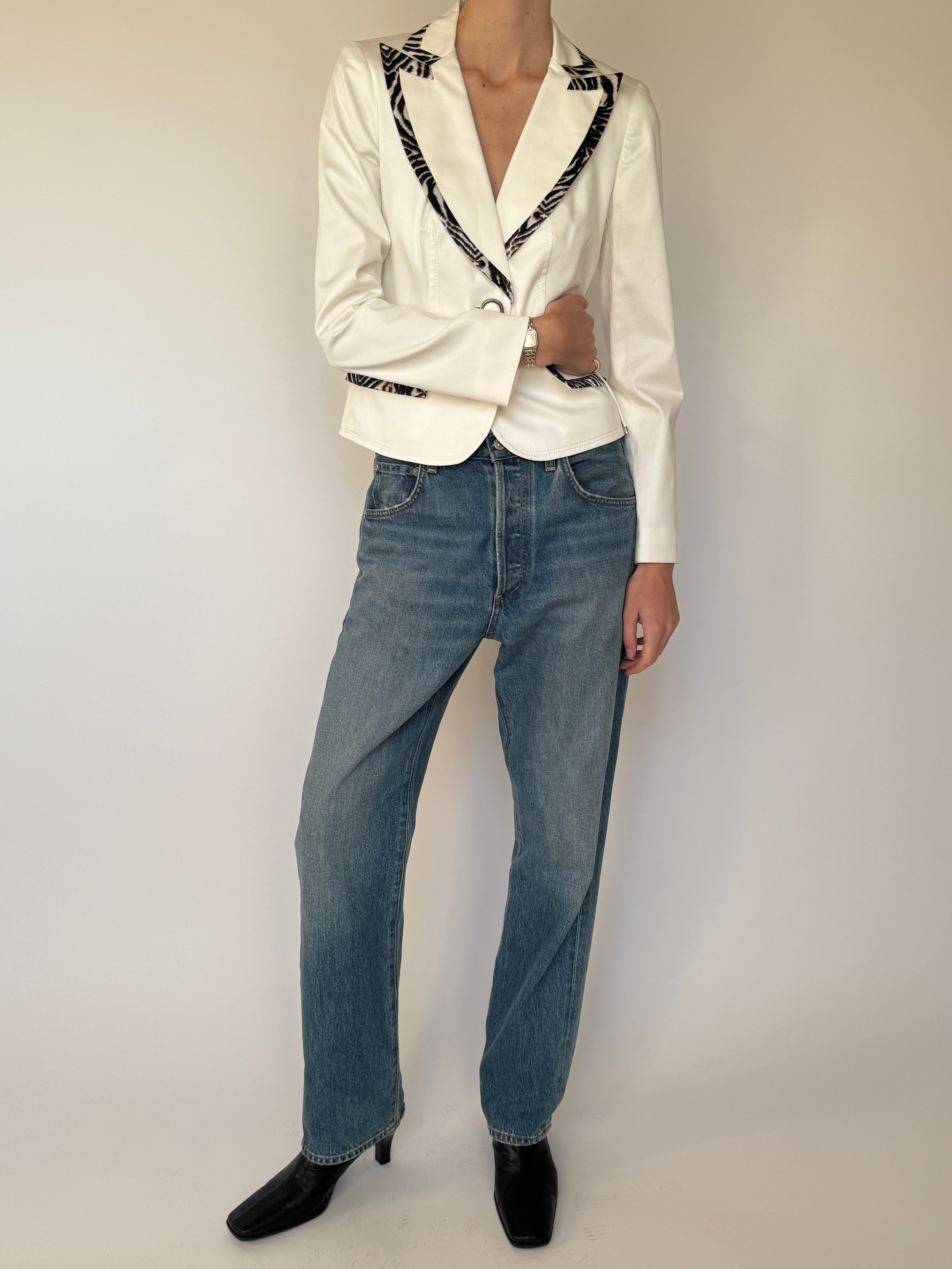 Vintage white fitted blazer with animal print trim front view