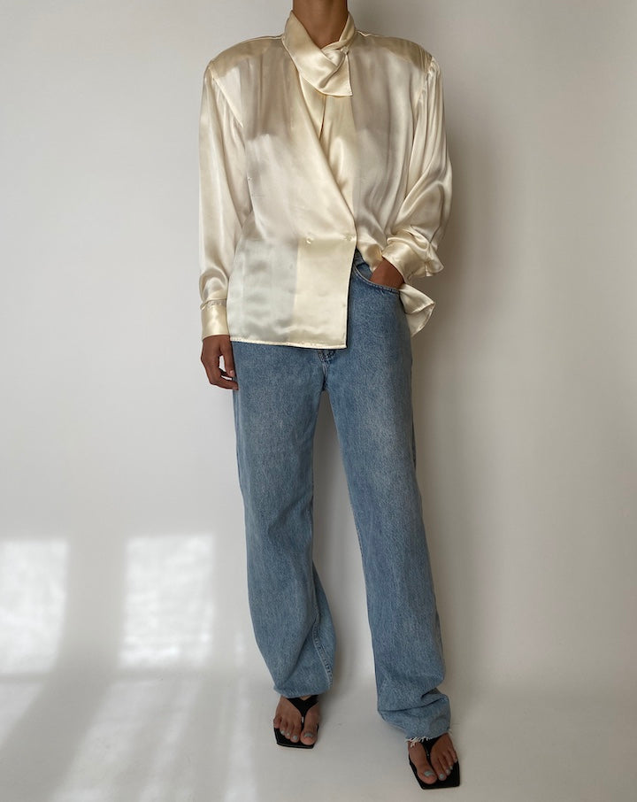 VINTAGE SILK BLOUSE IN CREAM 2572