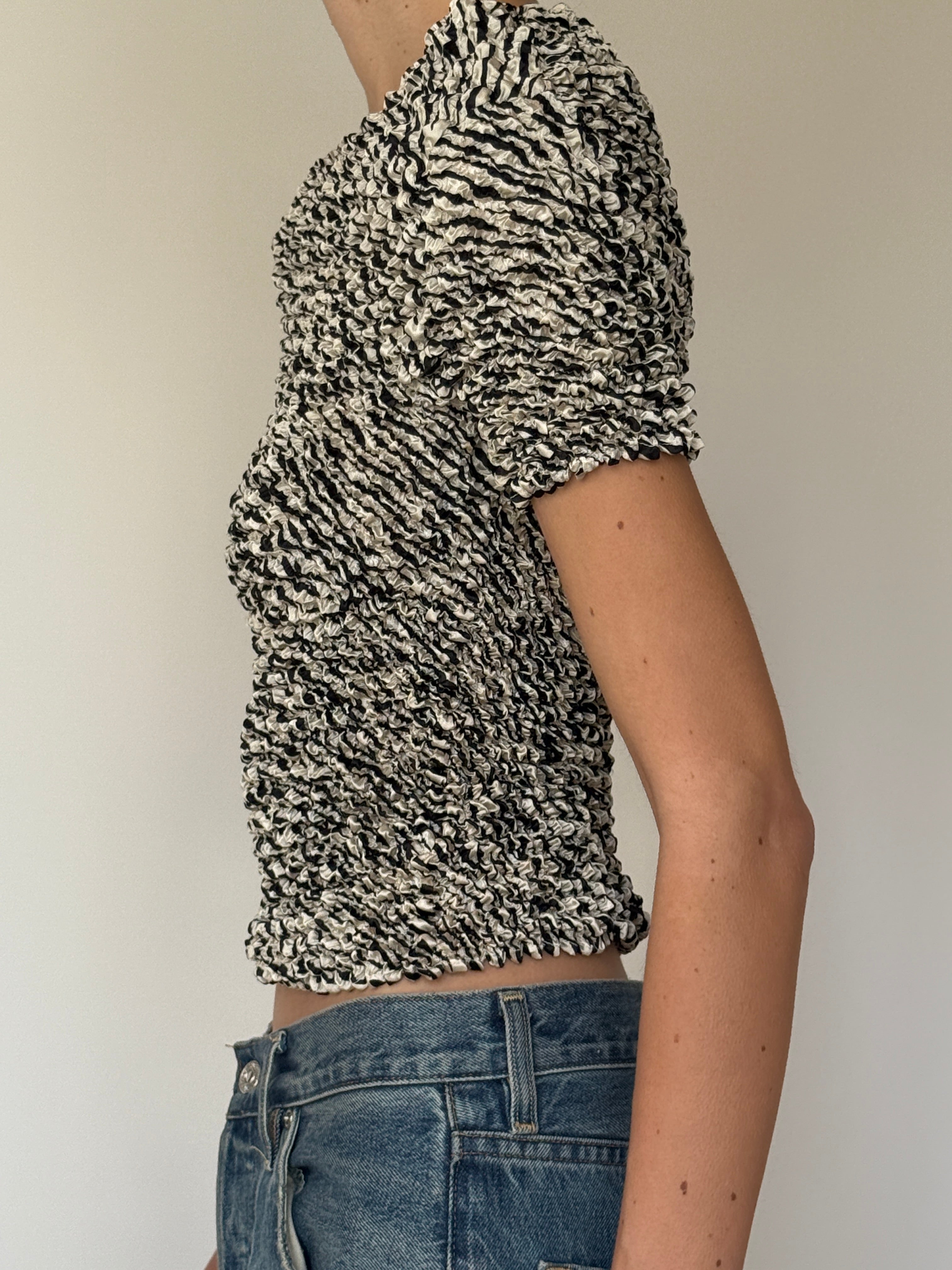 Vintage Textured Crinkle Knit Top Zebra 7010