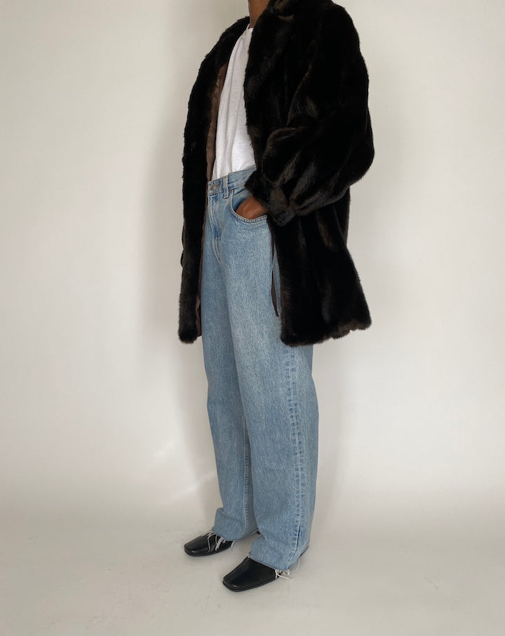 VINTAGE DARK BROWN FUR COAT 4040