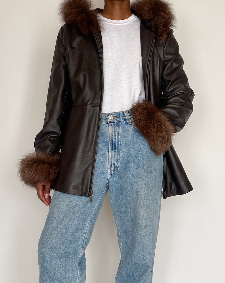VINTAGE DARK BROWN LEATHER JACKET WITH FUR TRIM 4047