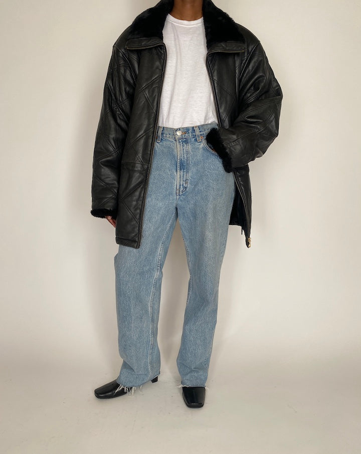VINTAGE OVERSIZED BLACK LEATHER JACKET 4048