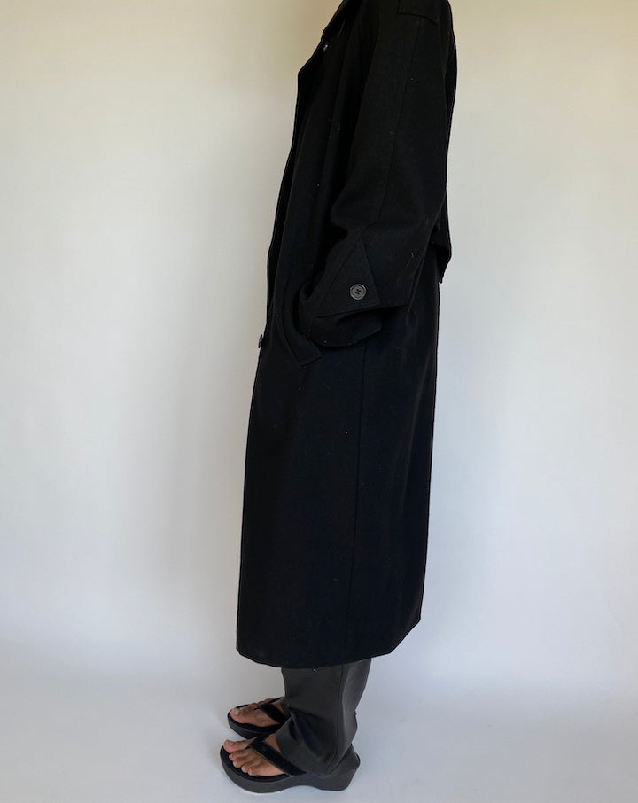 VINTAGE BLACK COAT 1169