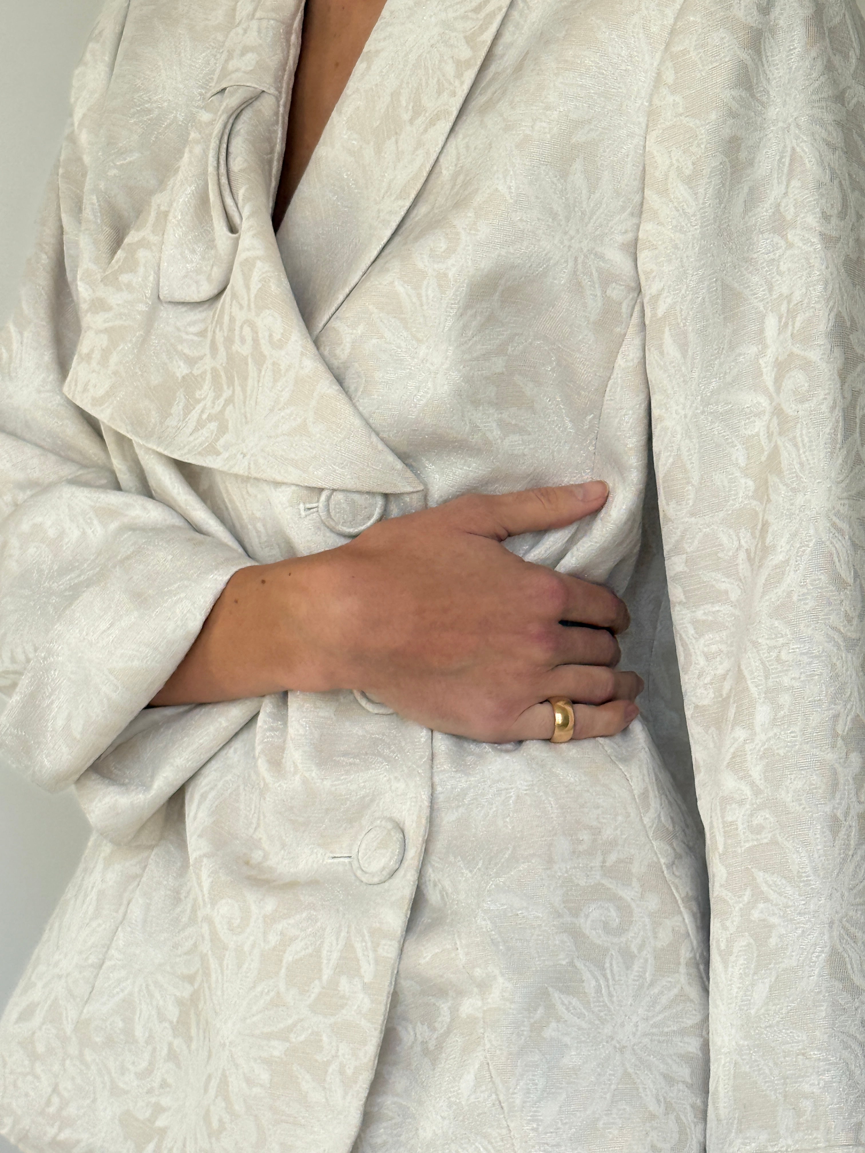 Vintage Ivory Jacquard Wrap Blazer 7023