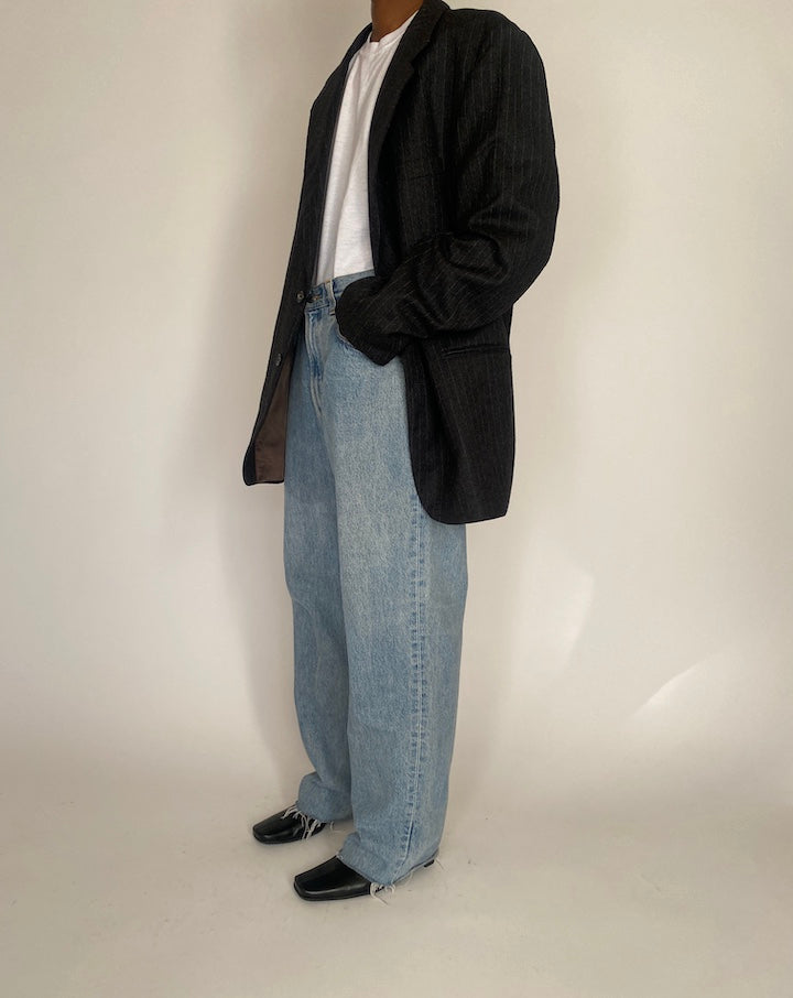 VINTAGE OVERSIZED PINSTRIPED WOOL BLAZER 4068