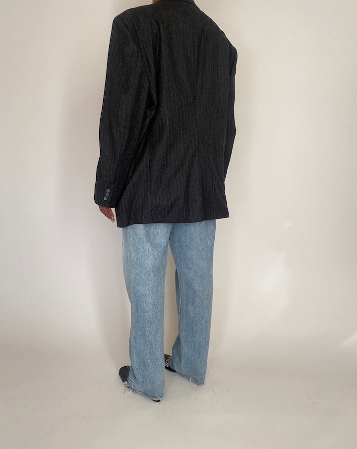 VINTAGE OVERSIZED PINSTRIPED WOOL BLAZER 4068