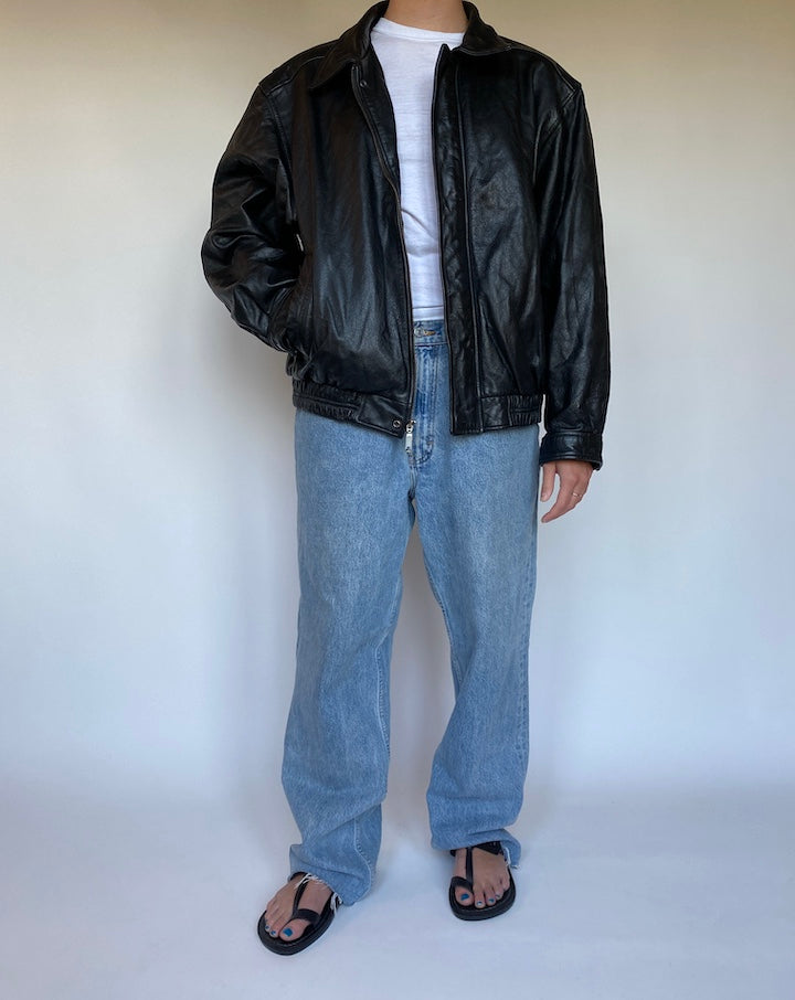 VINTAGE BLACK LEATHER JACKET 3077