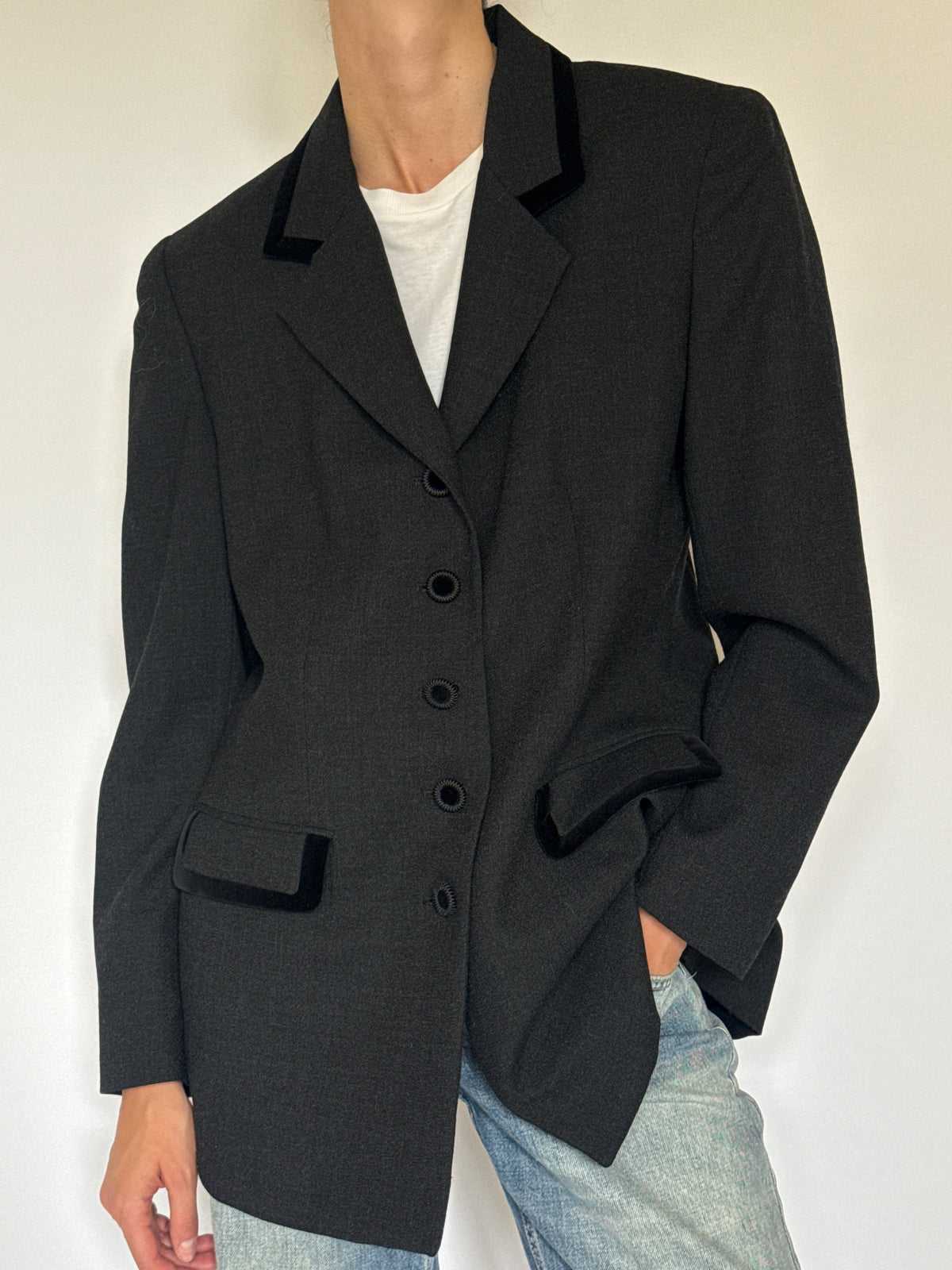 Vintage pure wool blazer front view