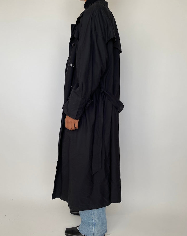 VINTAGE BLACK TRENCH COAT 1867