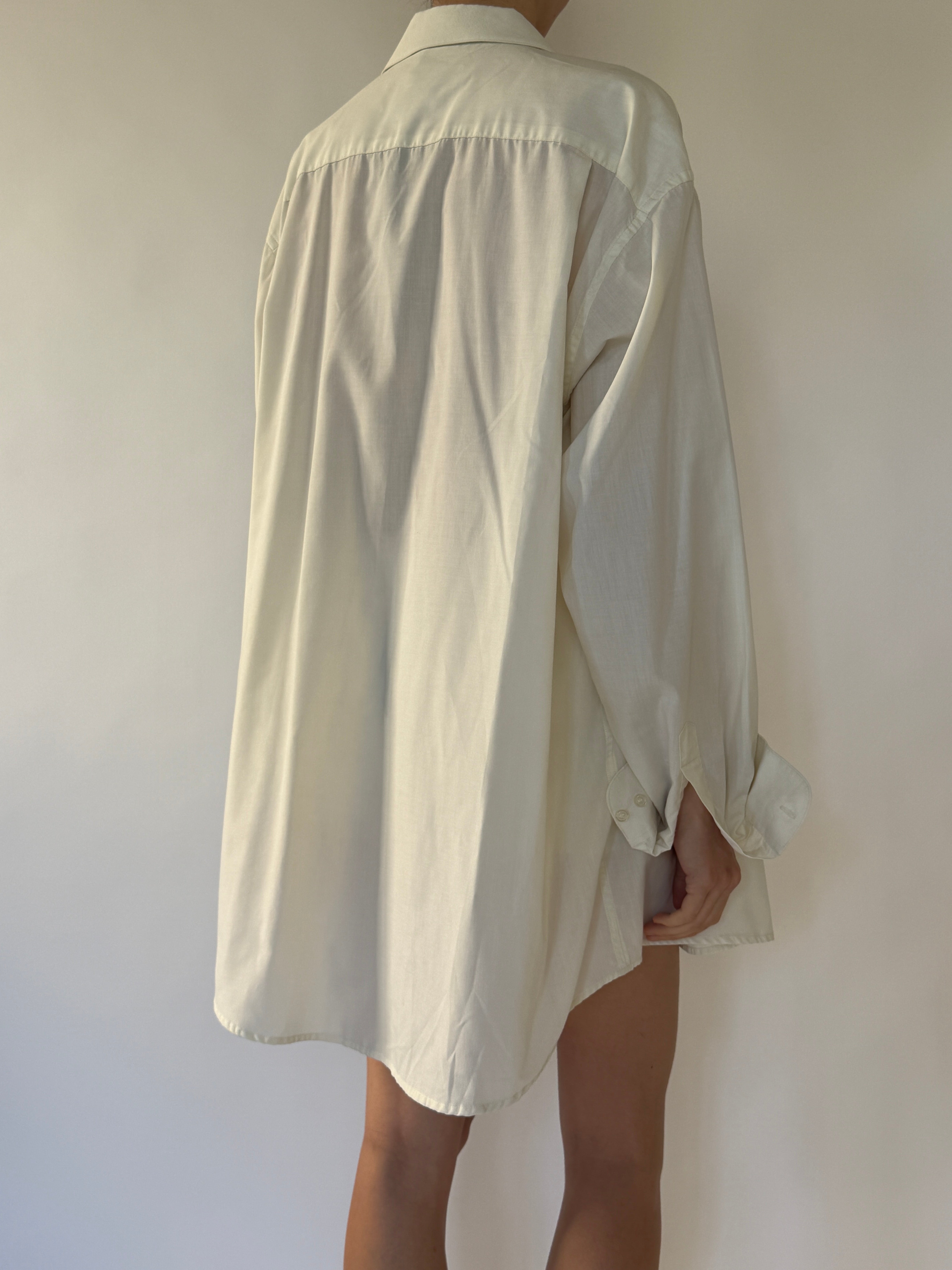 Vintage oversized off-white shirt back view