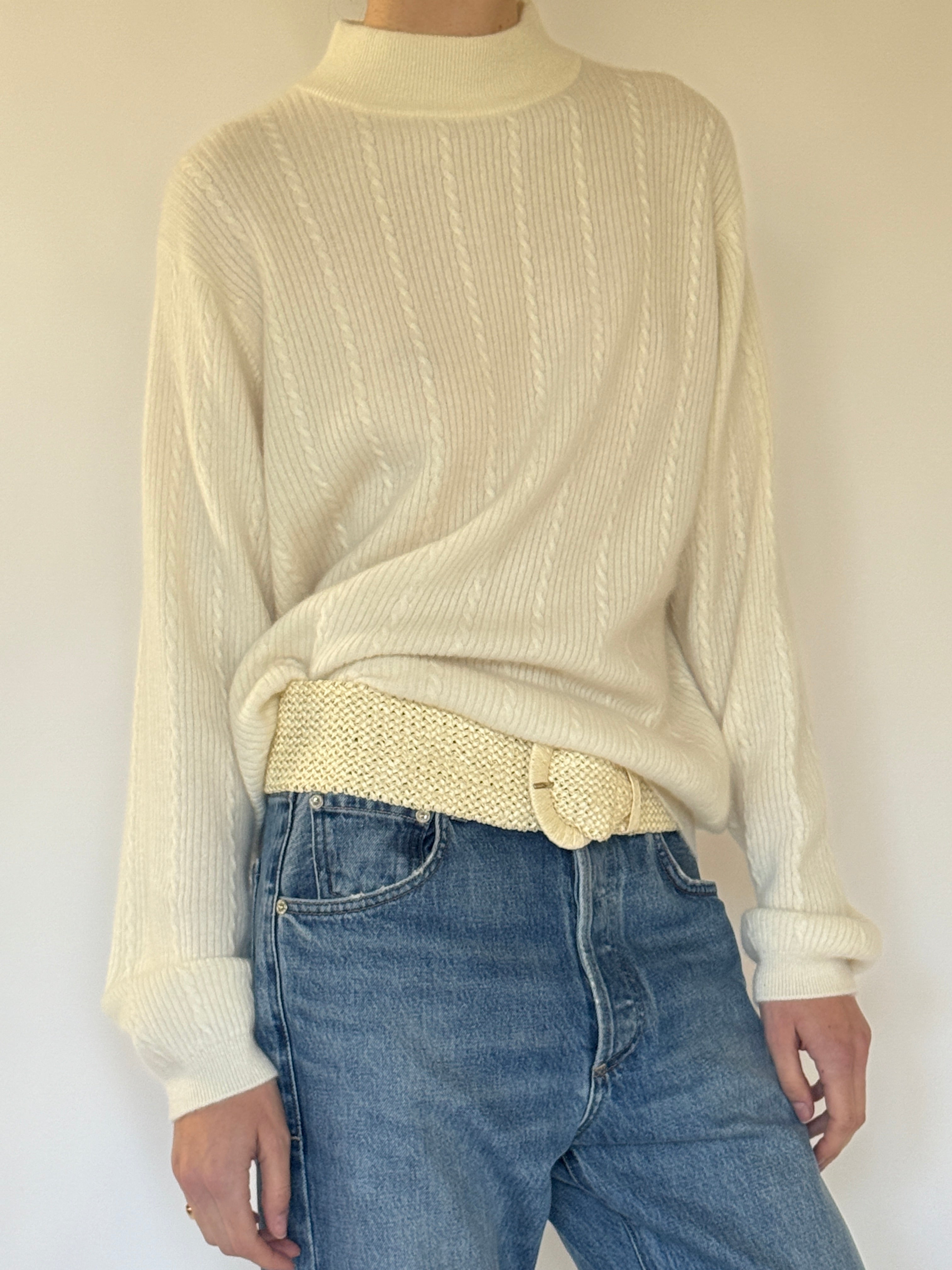 Vintage cream cashmere sweater hem ribbed detail