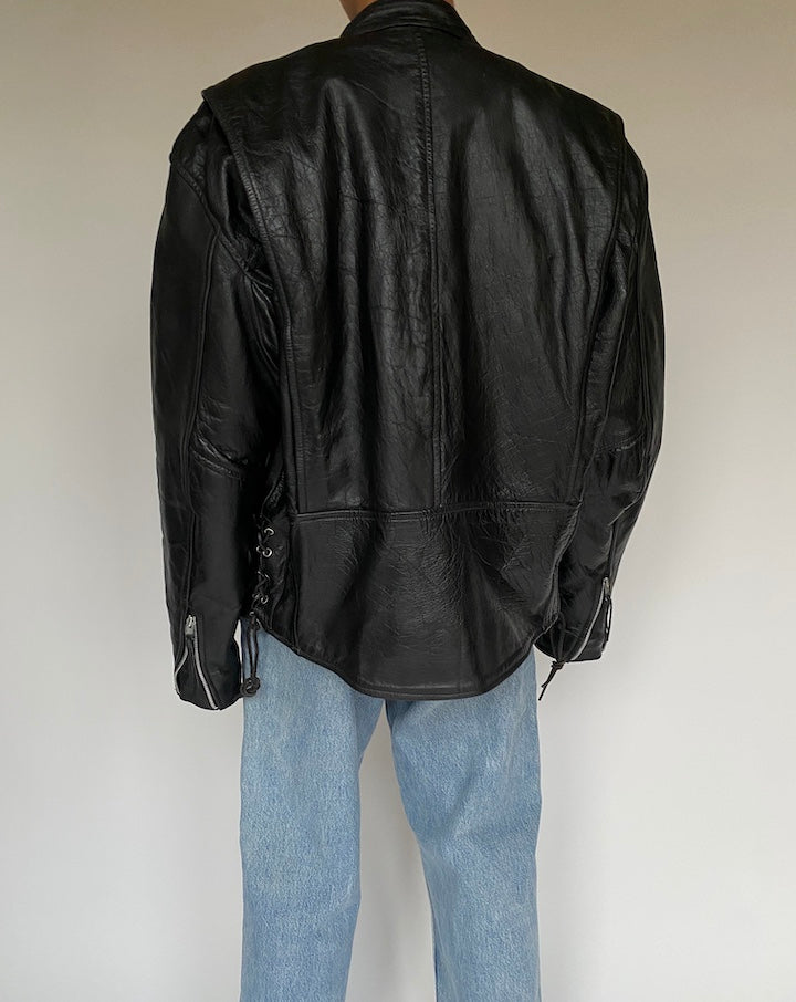 VINTAGE BLACK LEATHER JACKET 2597
