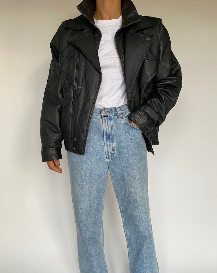 VINTAGE BLACK OVERSIZED LEATHER JACKET 2599