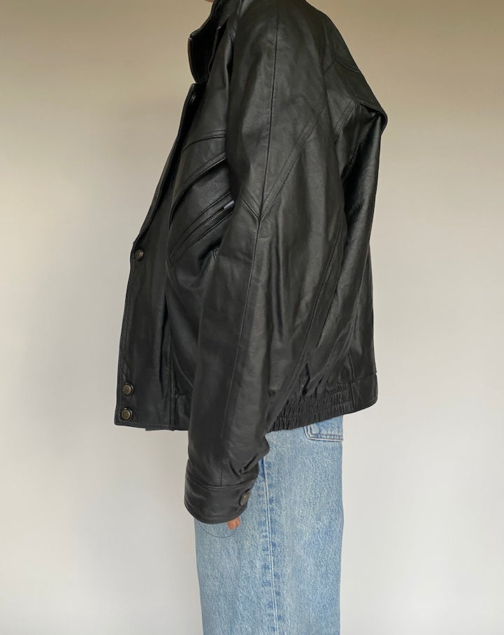 VINTAGE BLACK OVERSIZED LEATHER JACKET 2599