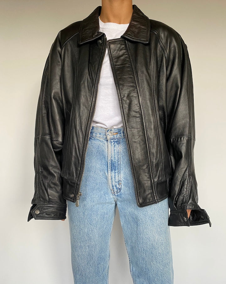 VINTAGE OVERSIZED BLACK LEATHER JACKET 2603