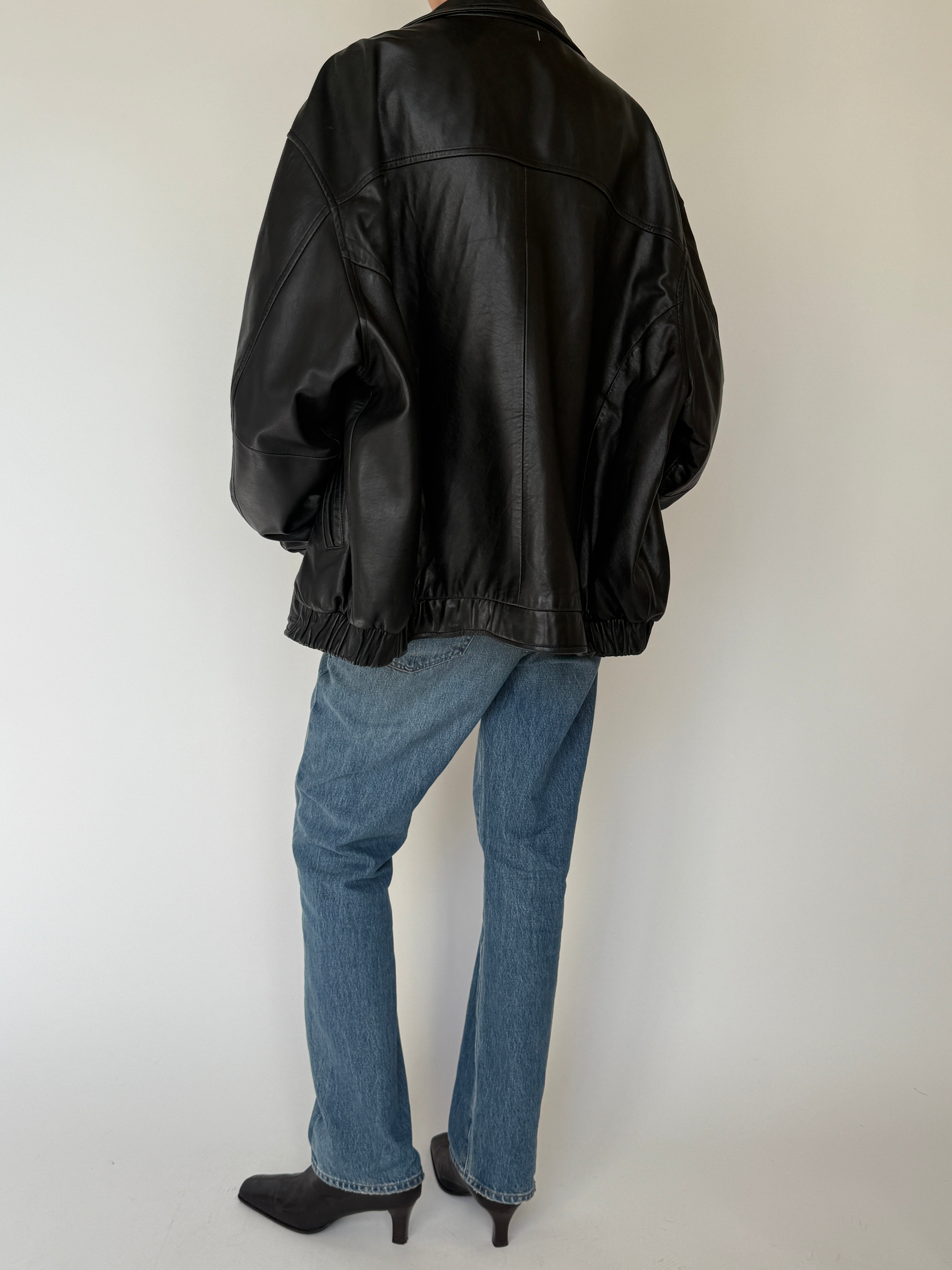 Vintage Oversized Bomber Leather Jacket Black 7046