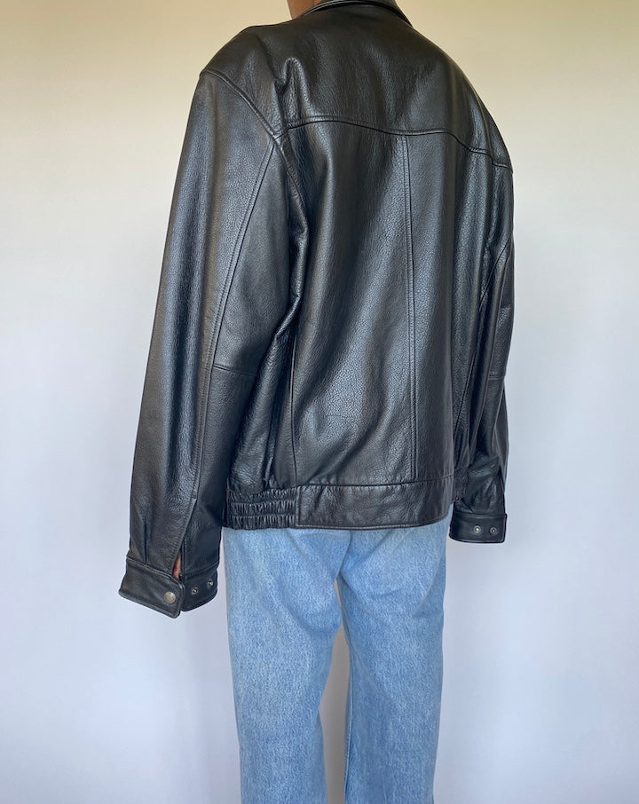 VINTAGE OVERSIZED BLACK LEATHER JACKET 3584
