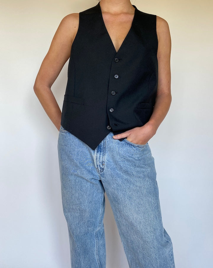 VINTAGE BLACK VEST 3129