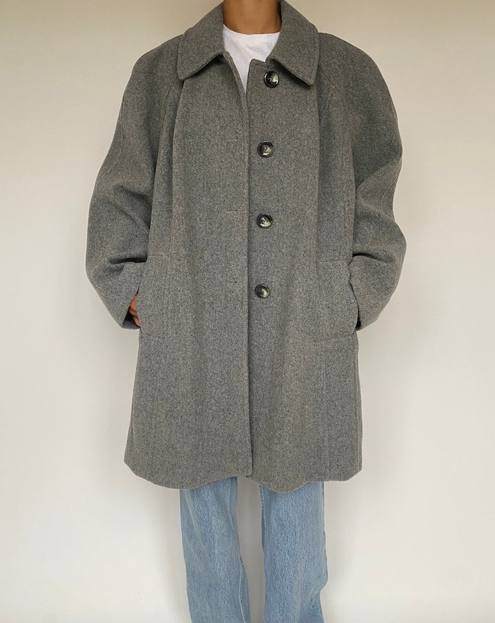 VINTAGE GREY COAT 1206