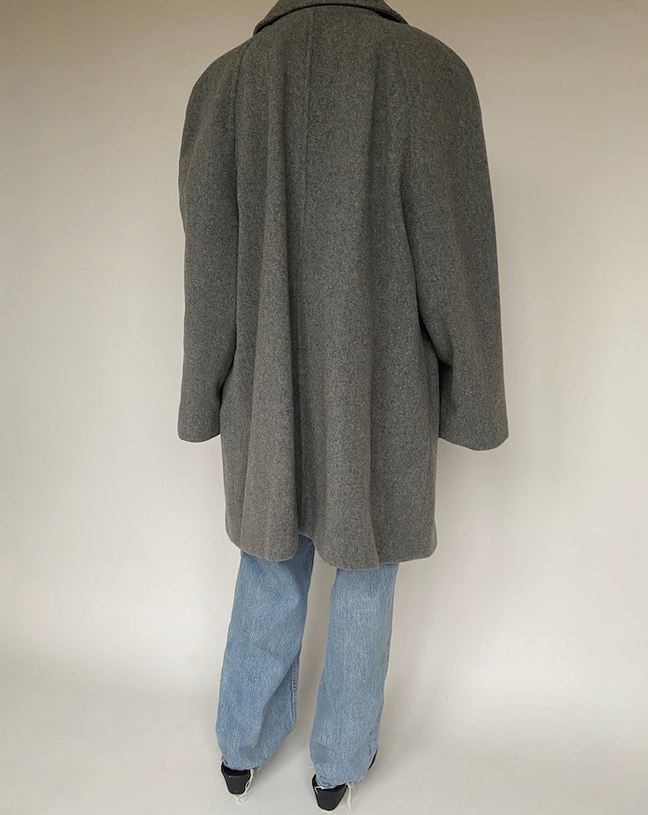 VINTAGE GREY COAT 1206