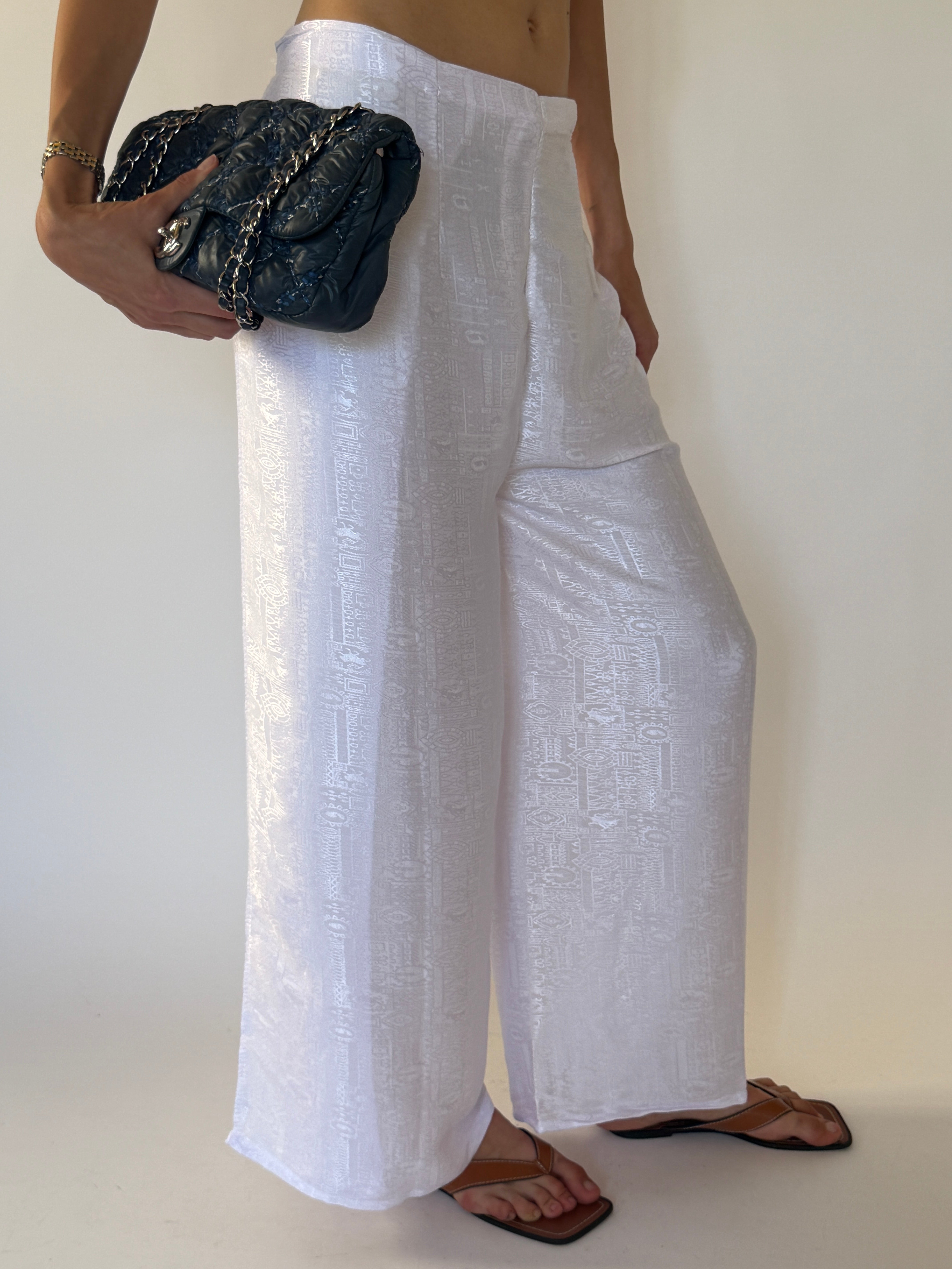 Vintage white textured wide-leg pants front view