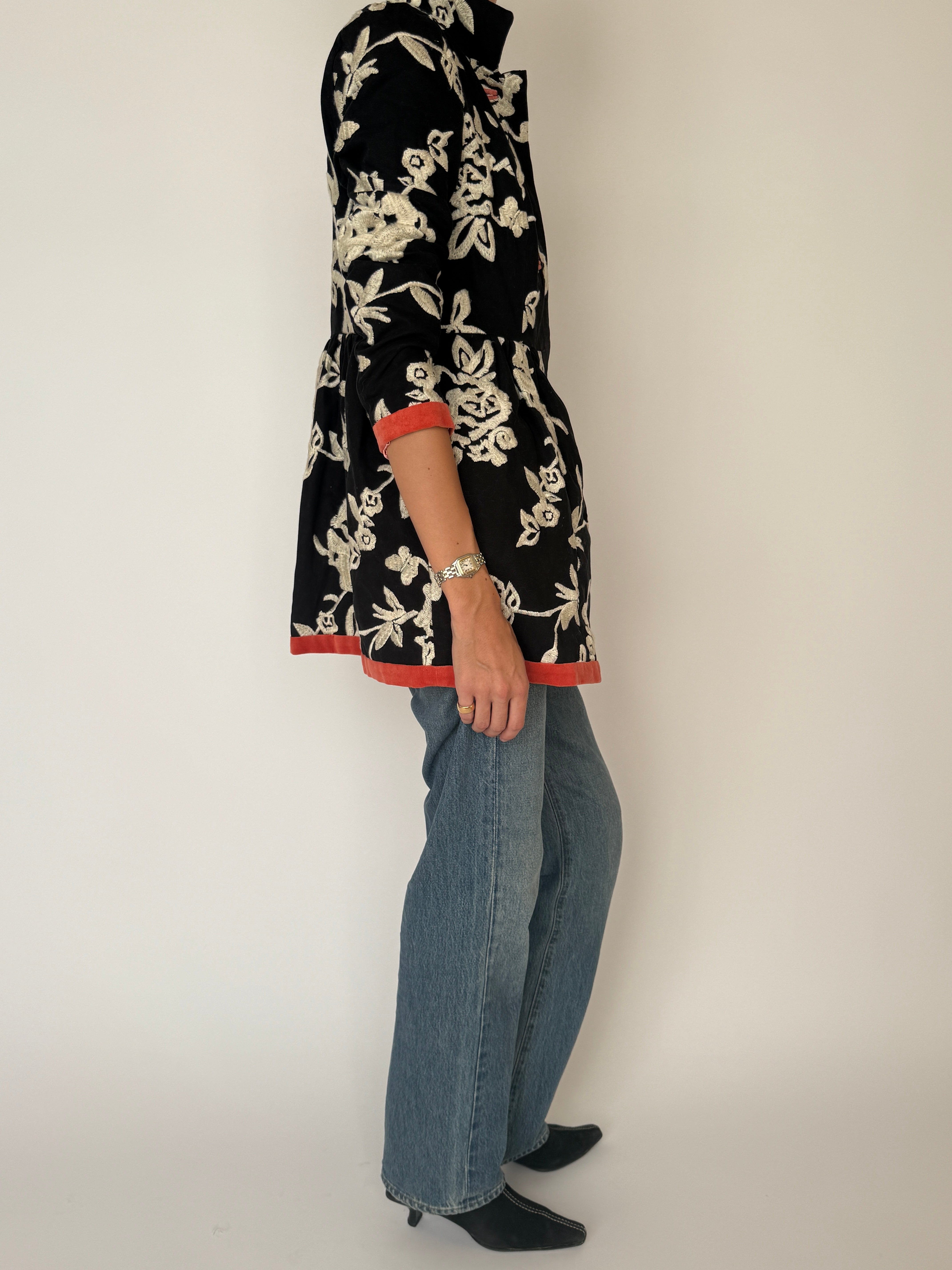 Vintage Embroidered Floral Jacket Black 6478