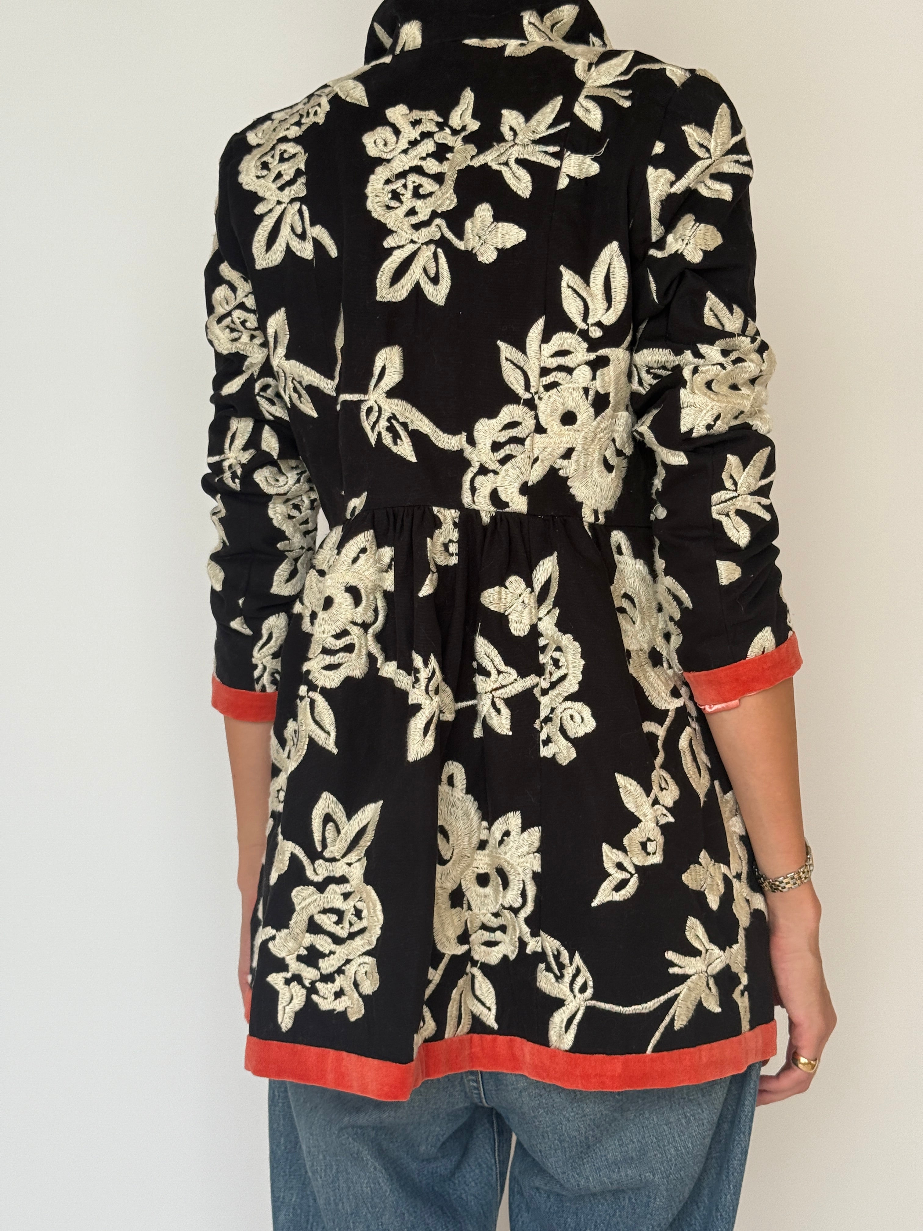 Vintage Embroidered Floral Jacket Black 6478