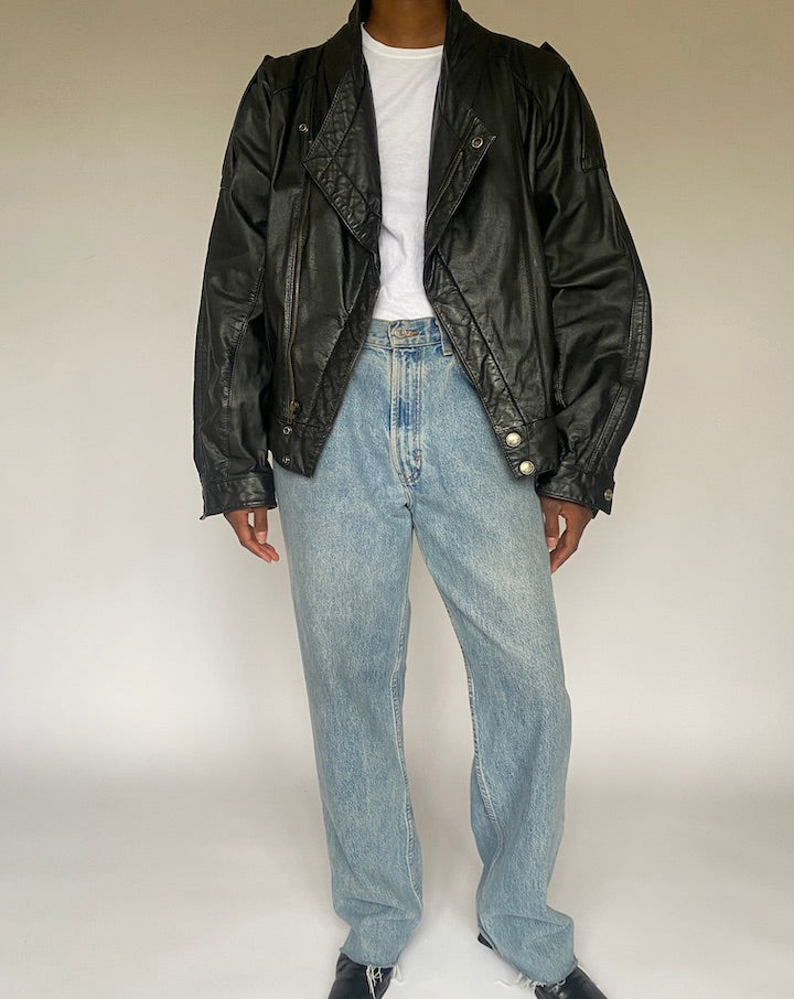 VINTAGE BLACK LEATHER JACKET 4874