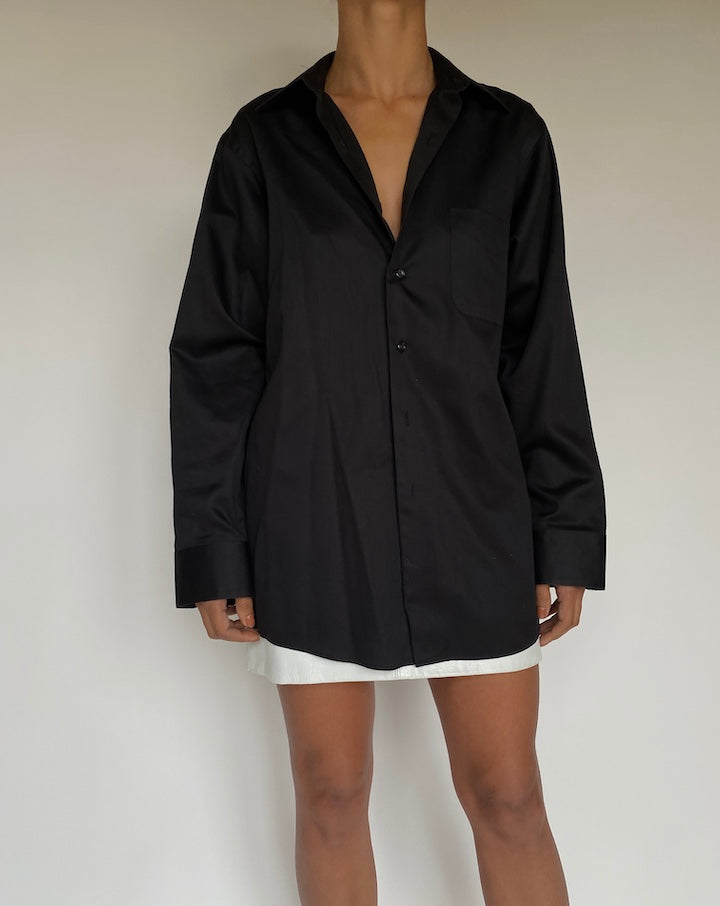 VINTAGE BLACK BUTTON DOWN SHIRT 2634