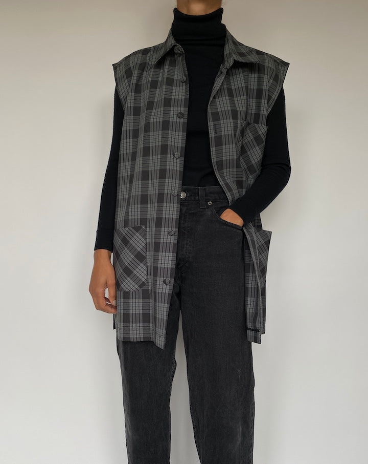 VINTAGE OVERSIZED CHECKED VEST 1956
