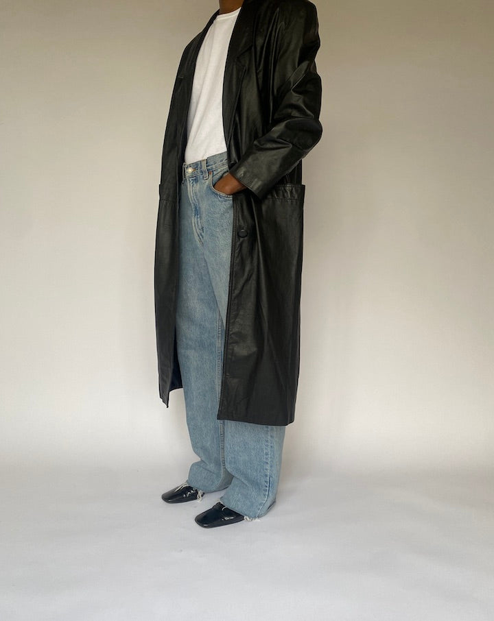 VINTAGE BLACK LONG LEATHER  COAT 4869