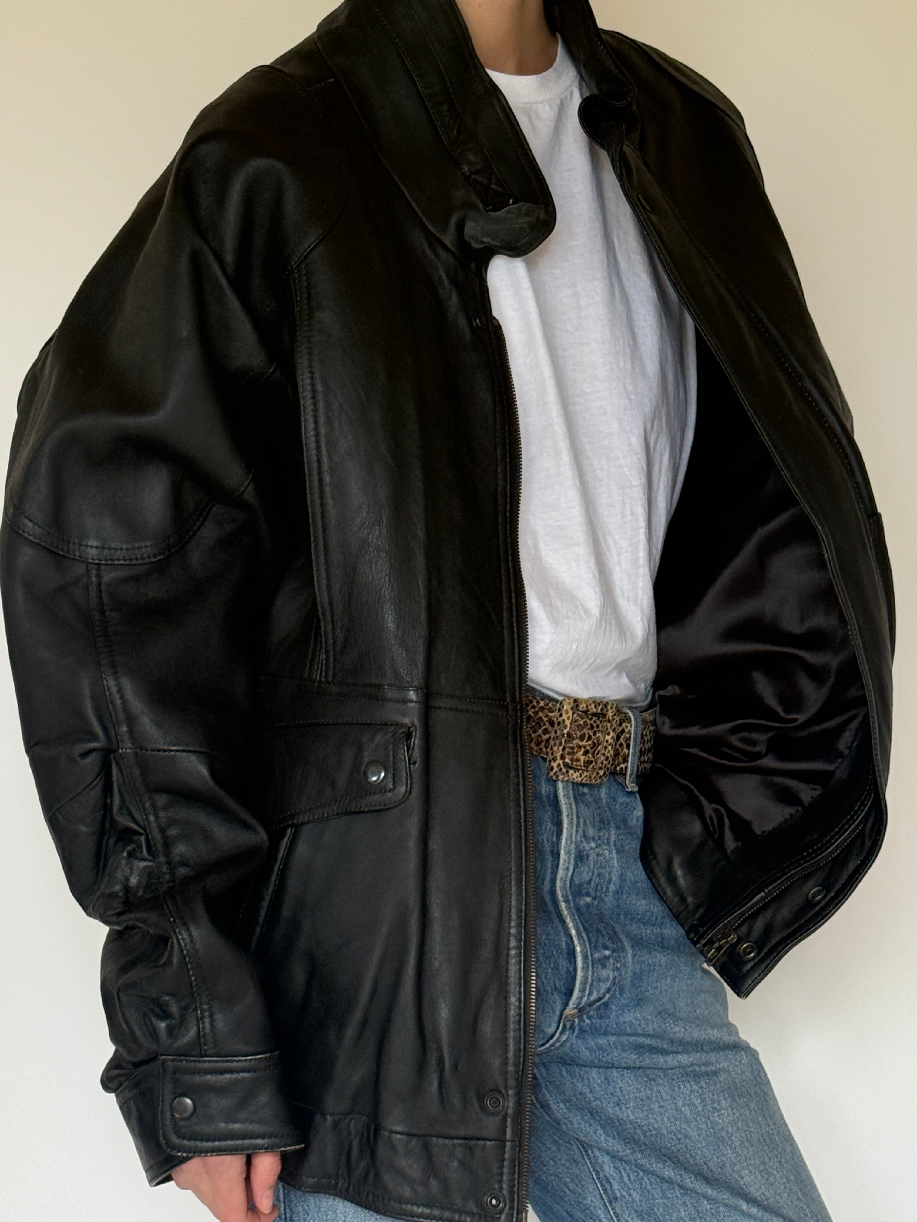 Vintage oversized leather jacket black side view