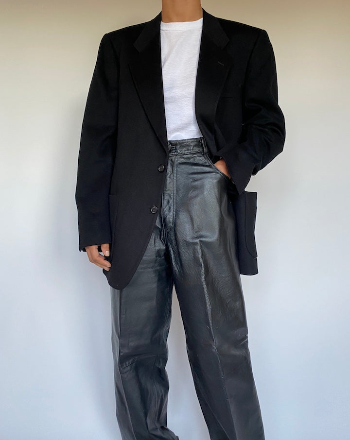 VINTAGE BLACK OVERSIZED BLAZER 2650