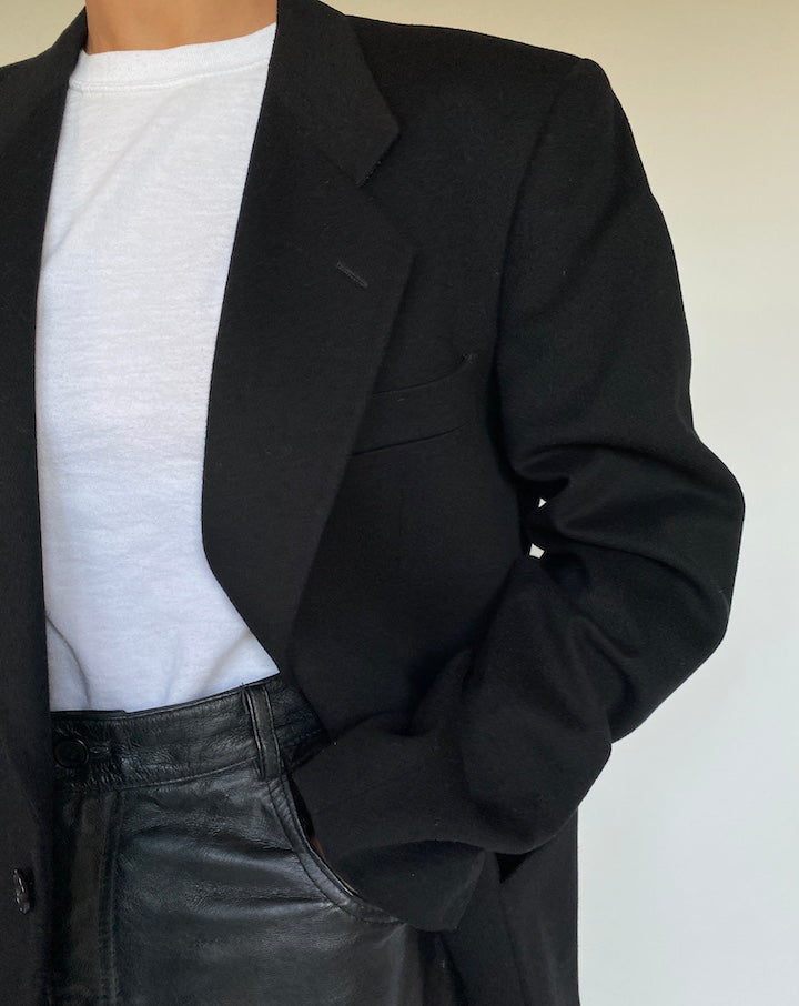 VINTAGE BLACK OVERSIZED BLAZER 2650
