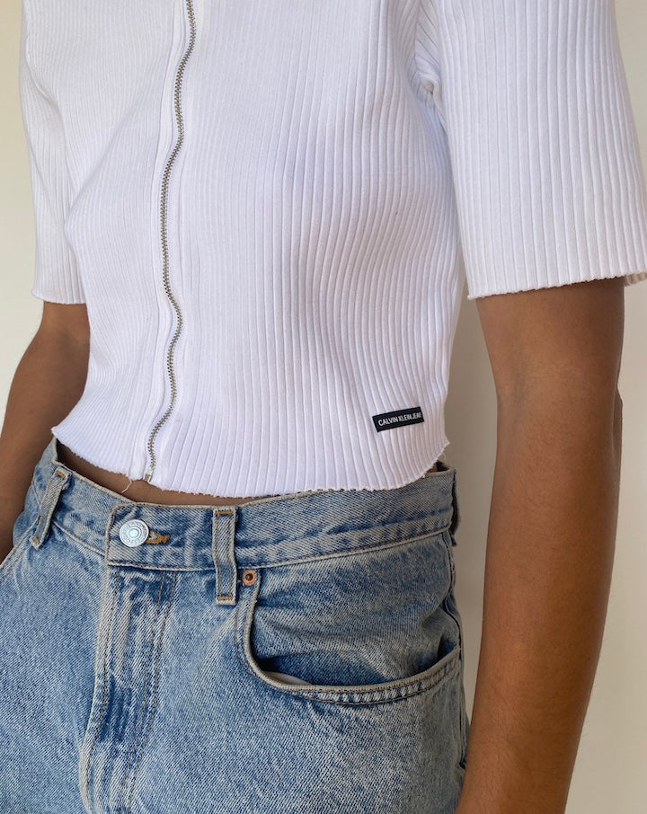 VINTAGE WHITE CALVIN KLEIN TOP 3159