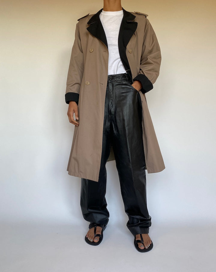 VINTAGE OVERSIZED BEIGE TRENCH 2656