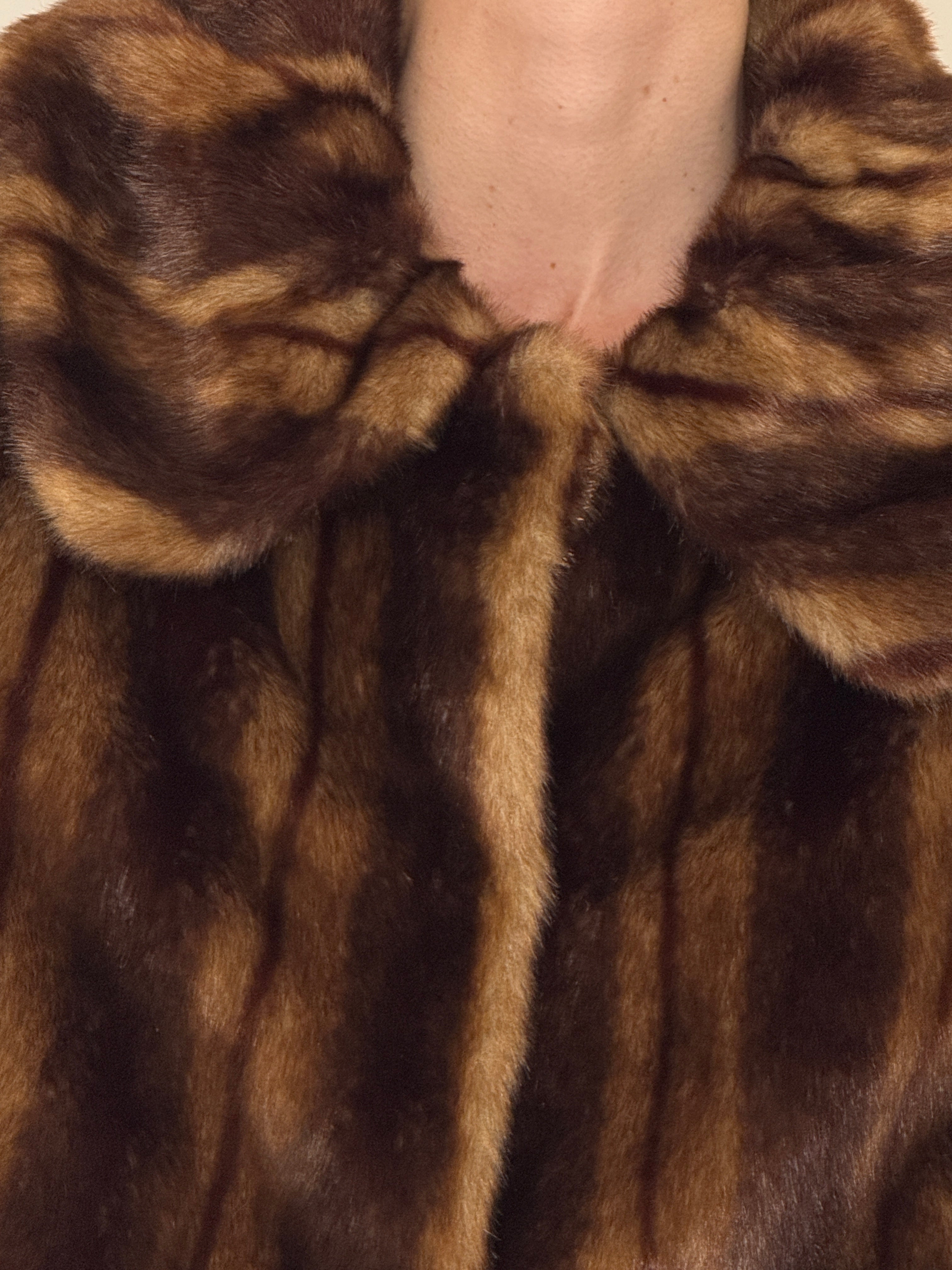 Vintage jacket collar detail