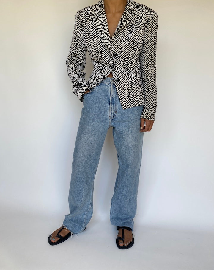 VINTAGE BLACK AND WHITE BLAZER 3169