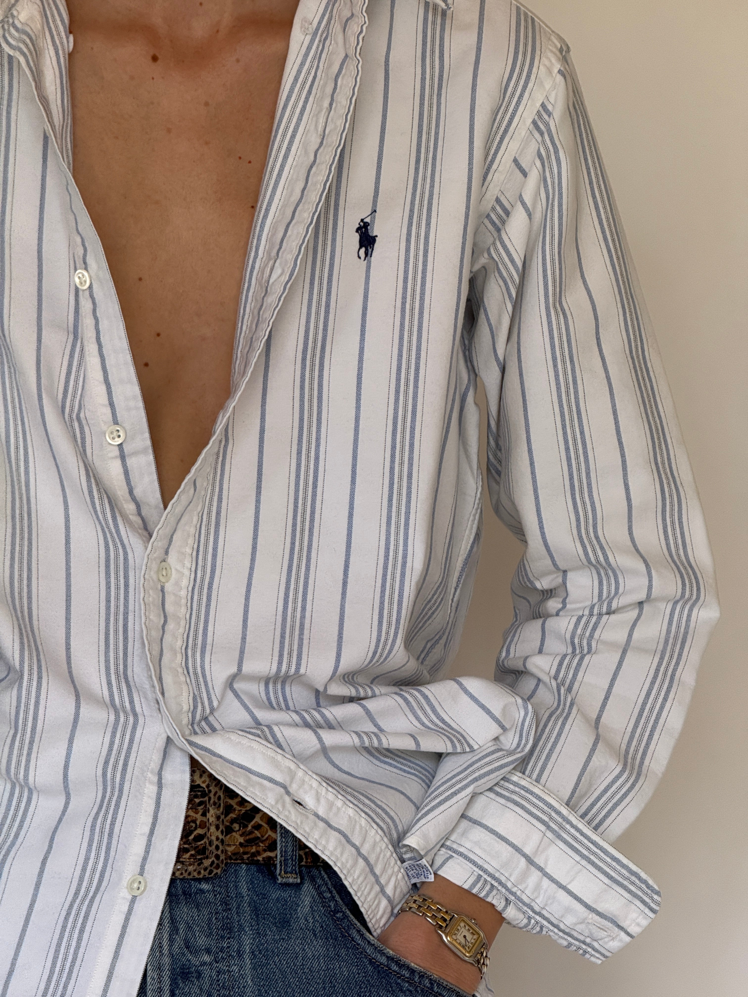 Vintage shirt chest pocket detail white blue