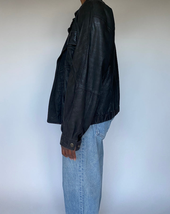 VINTAGE BLACK LEATHER JACKET 3595
