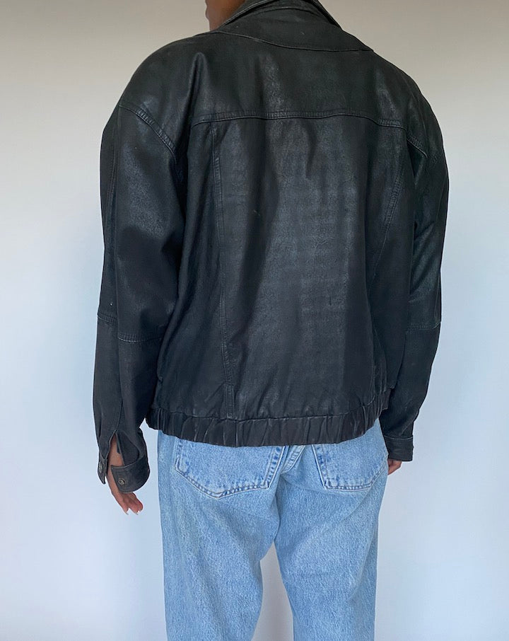 VINTAGE BLACK LEATHER JACKET 3595