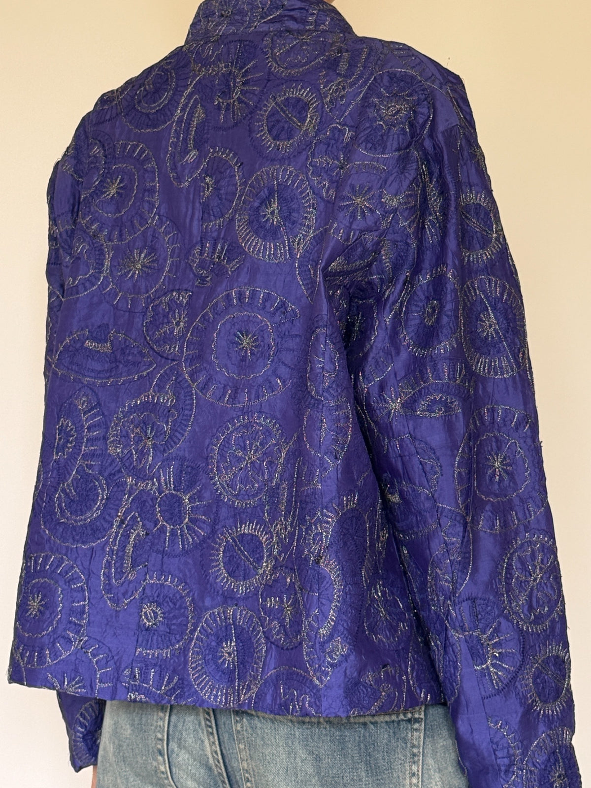 Vintage purple silk embroidered jacket front pocket detail