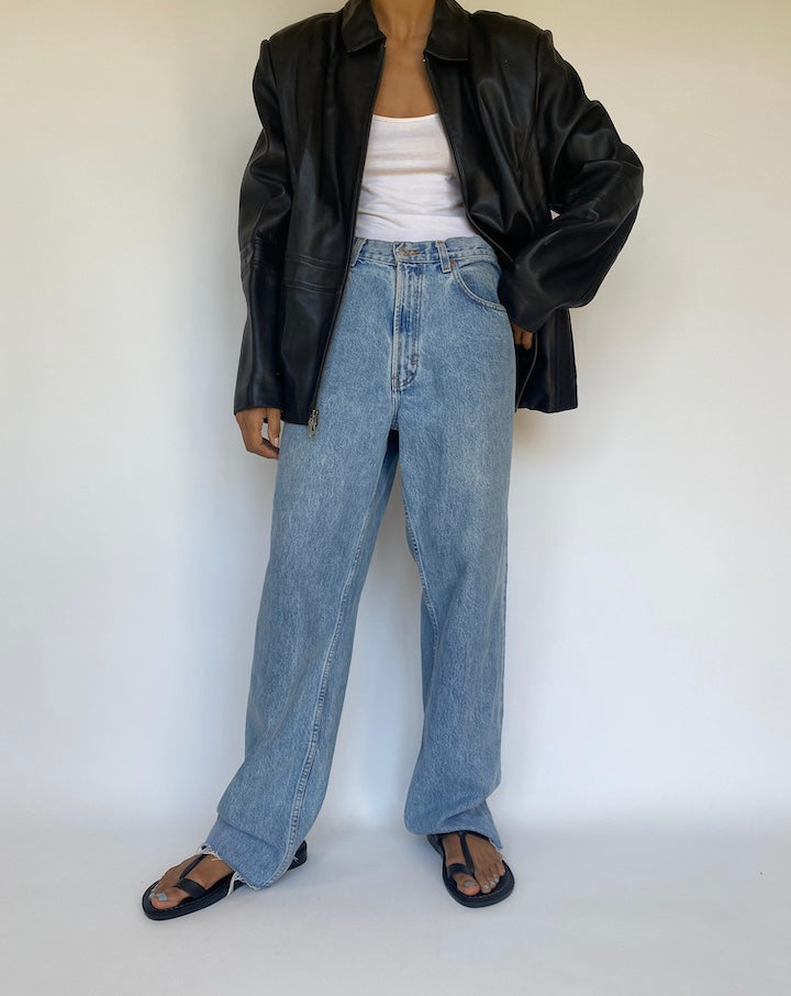 VINTAGE BLACK LEATHER JACKET 3180